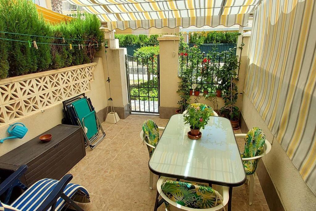 Bungalow Manuela En سانتا بولا المظهر الخارجي الصورة
