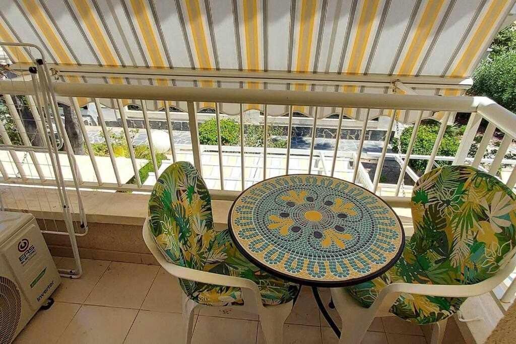 Bungalow Manuela En سانتا بولا المظهر الخارجي الصورة