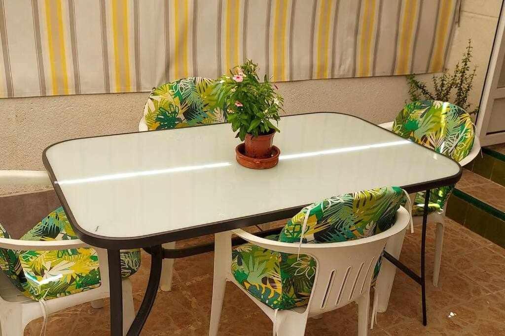 Bungalow Manuela En سانتا بولا المظهر الخارجي الصورة